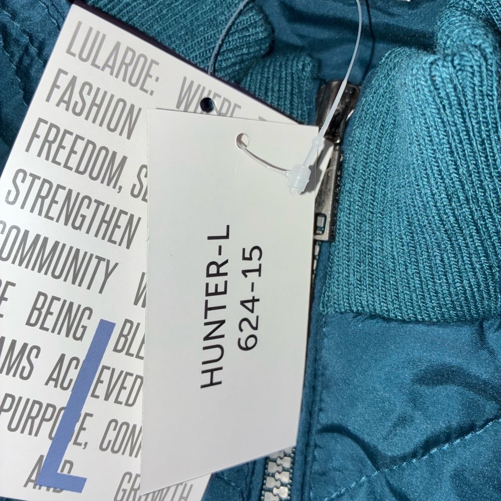 LuLaRoe Forest Green Hunter Quilted Vest NWT Womans Sz. Large Zipper Stretch - Picture 4 of 5